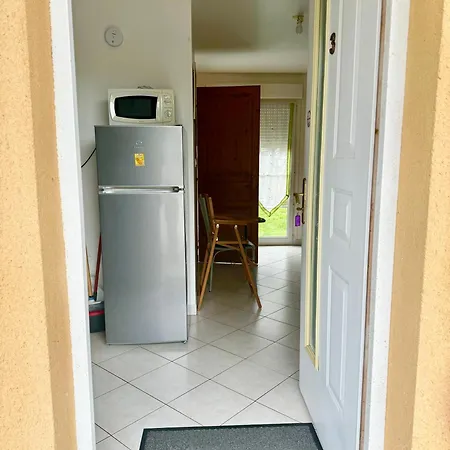 Le Clos De La Vallee Bellengreville  Room photo