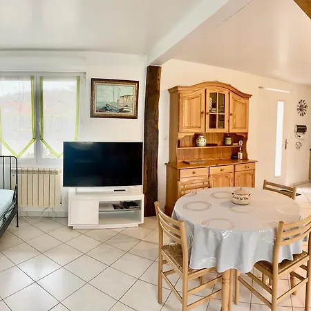 Le Clos De La Vallee Bellengreville  Room photo